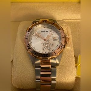 Invicta Angels Pro diver quartz Women’s watch